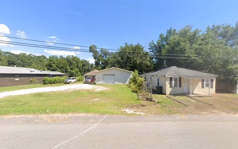 230894 izzies custom woodwork 768x480