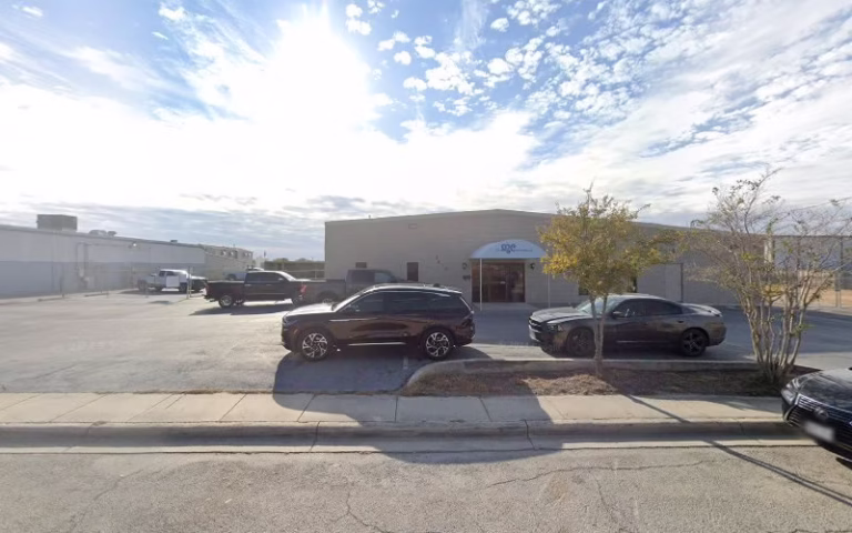 236663 f a mc comas painting inc 768x480