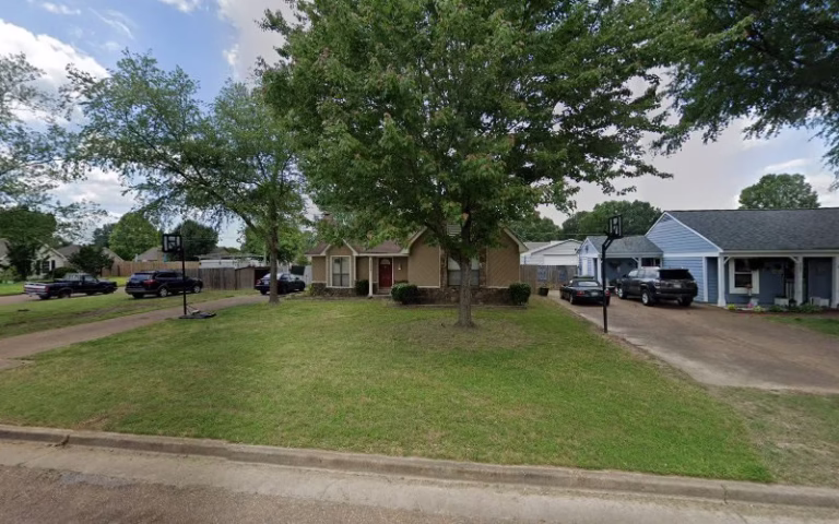 238232 d d paint repair 1 768x480