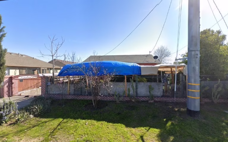 239051 b k painting services 768x480