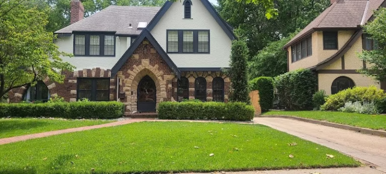 239186 nichols painting 768x346