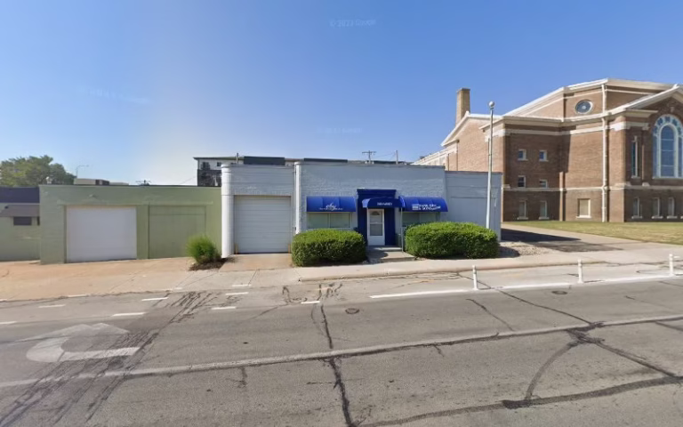 239316 hank eby sons painting 768x480