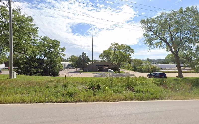 239323 lang painting group inc