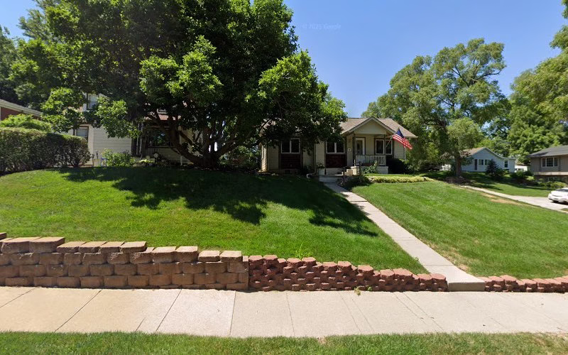 239402 bob haniszewski painting 1