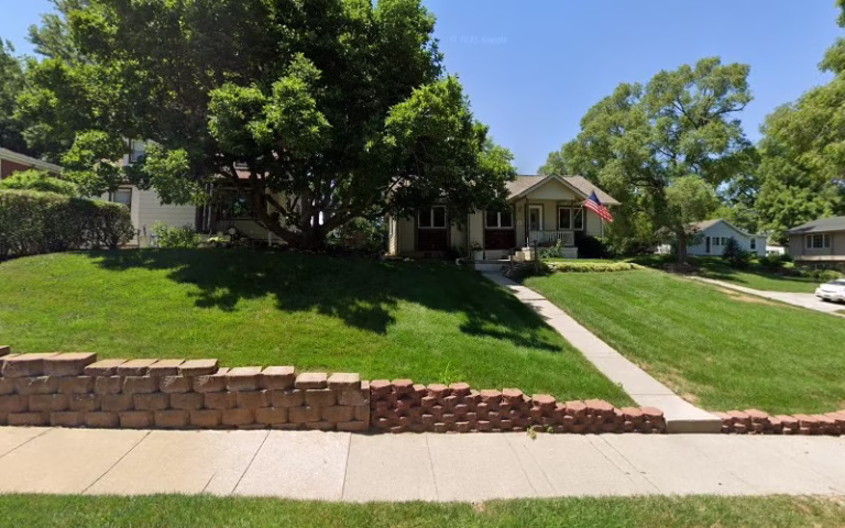 239402 bob haniszewski painting 768x480