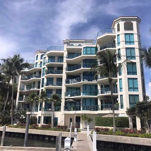 239568 action painting services