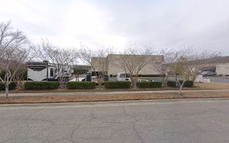 239645 destefano painting 768x480