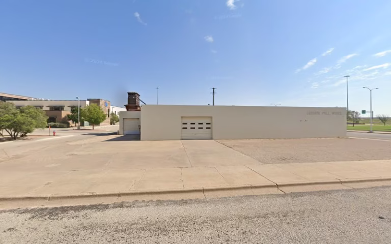 239919 aurora woodworking 768x480