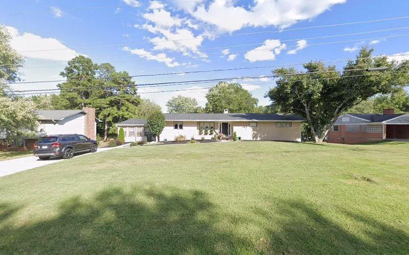 239981 dicks carpentry 1