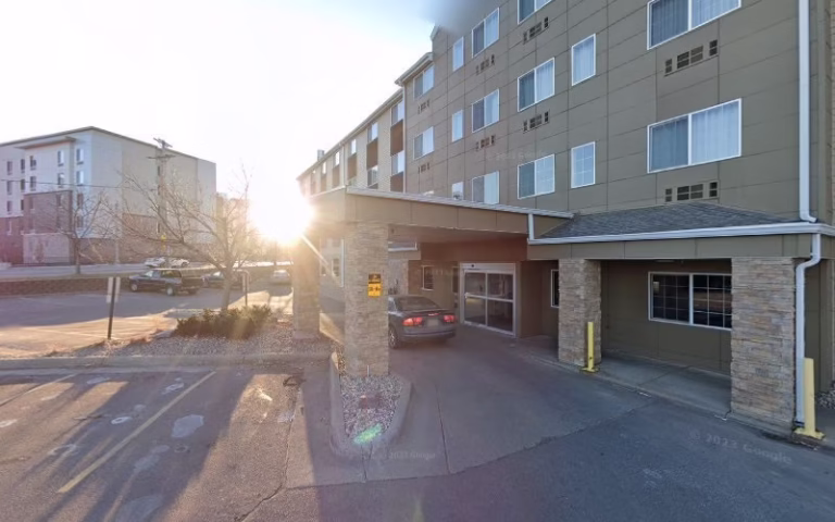 240929 queen city deck solutions 768x480