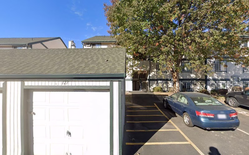 241956 paramount painting 1