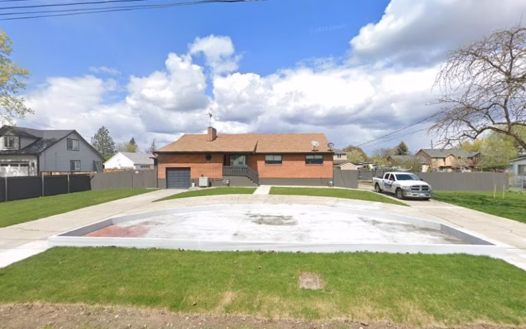 241960 d s a propainters llc 768x480