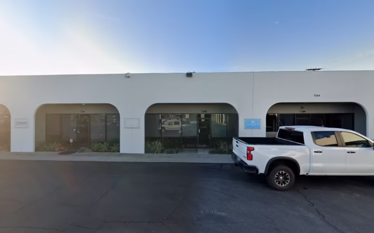 242392 blue coast painting inc 768x480