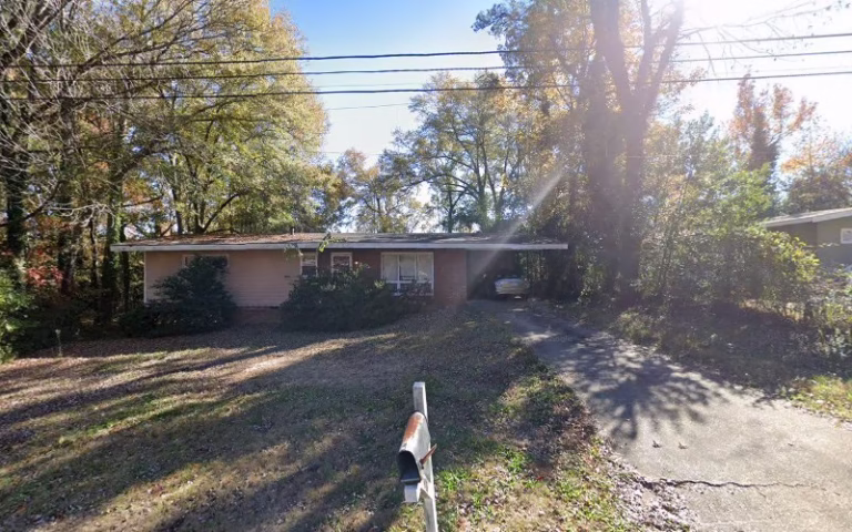 242609 painting perfect coats of paint 768x480