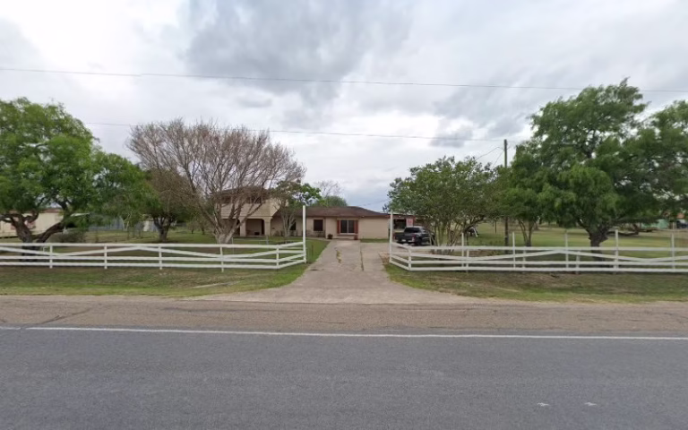 243842 reys cabinet shop 1 768x480