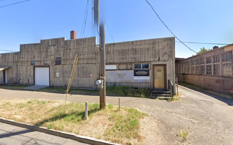 244324 built to last woodworking 768x480