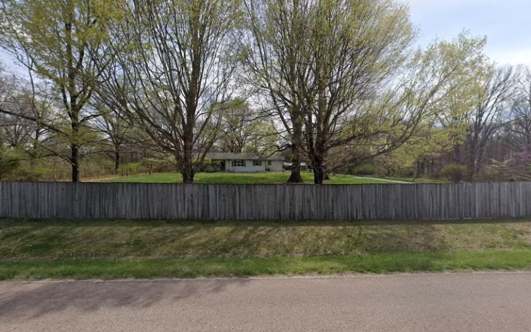 244339 woodshop artisans 768x480