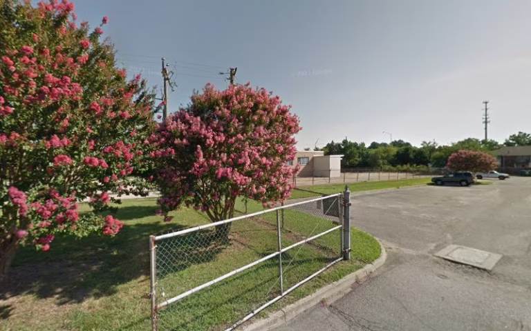 244737 tradesmen roofing corp 768x480