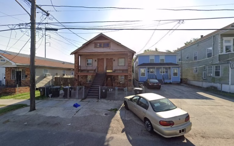 245102 mid city best roof repair 768x480