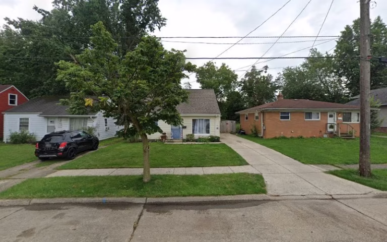 245323 robinhood roofing 1 768x480