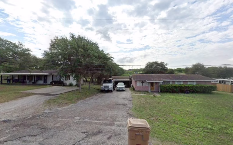 245584 mako roofing and design 768x480