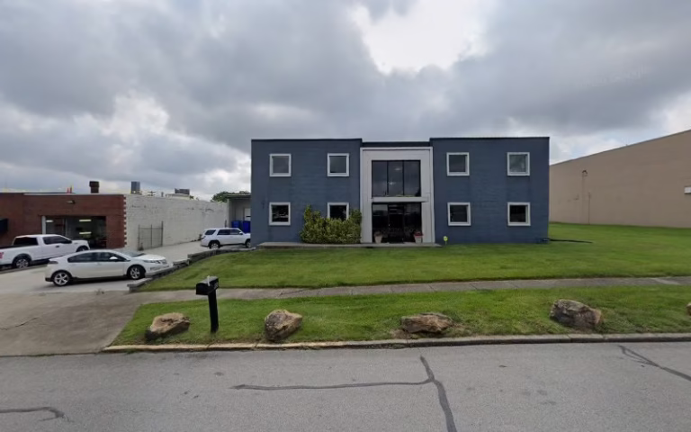 245645 burnett roofing 768x480