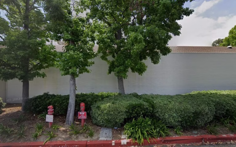 246342 goldenslope roofing 768x480