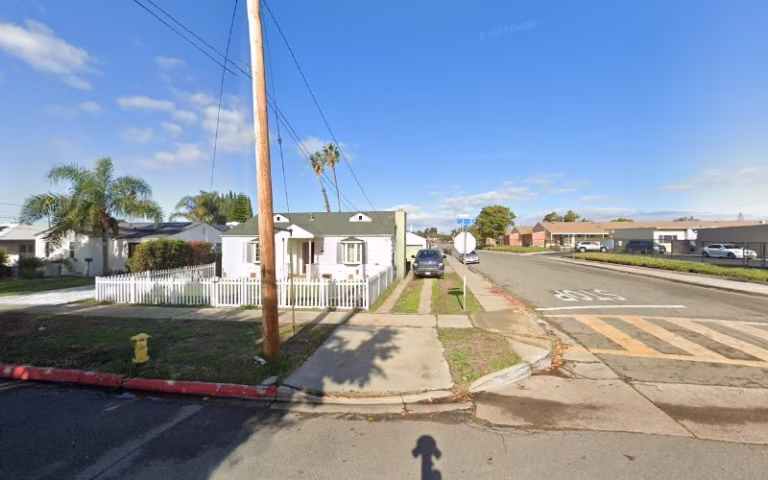 246499 gua roofing 768x480