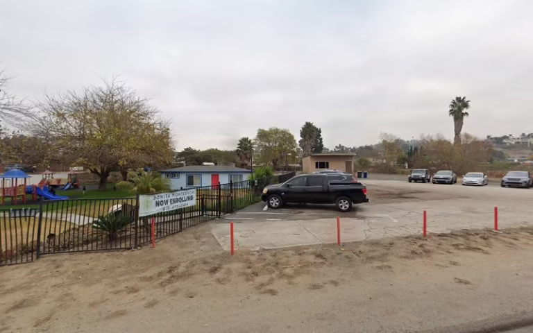 246503 new roofing team 768x480