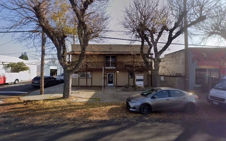 250546 b b cabinet 768x480