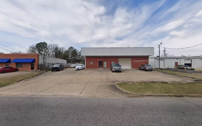 250686 ragsdale cabinet shop 1 768x480