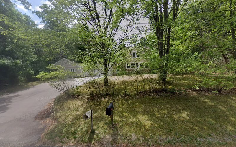 250809 wayne hodgson cabinet builder 1