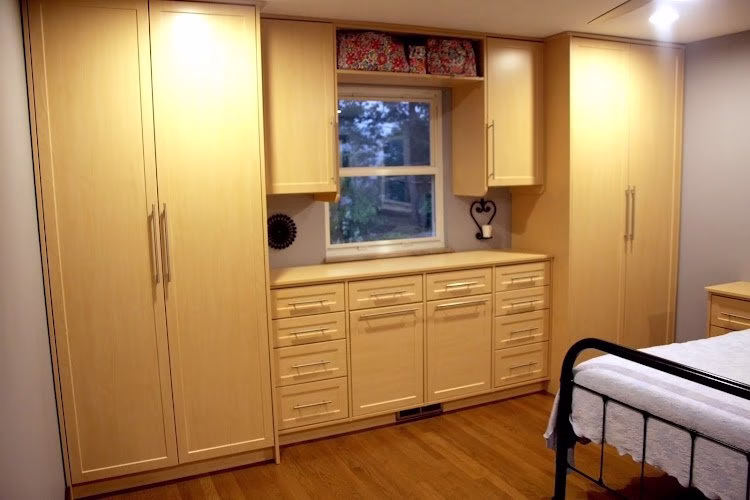 250959 a place for everything closets