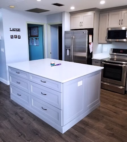 251080 cabinet kings llc