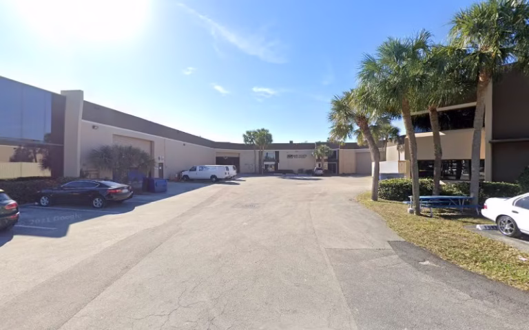 251118 sams closets 768x480