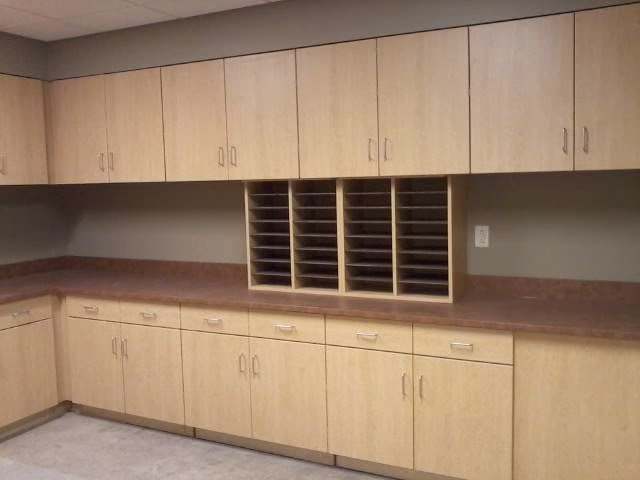 251315 salem mill cabinet co