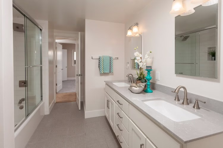 253219 shorebreak construction inc