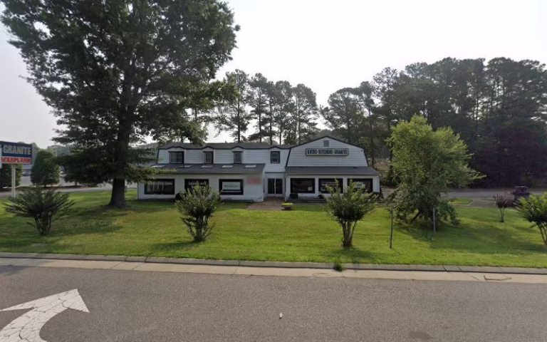 253844 bath backsplash llc 768x480