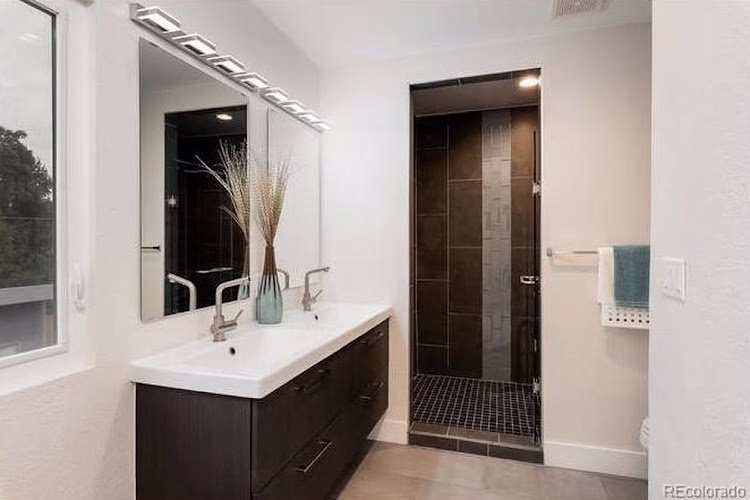 254025 larossa construction