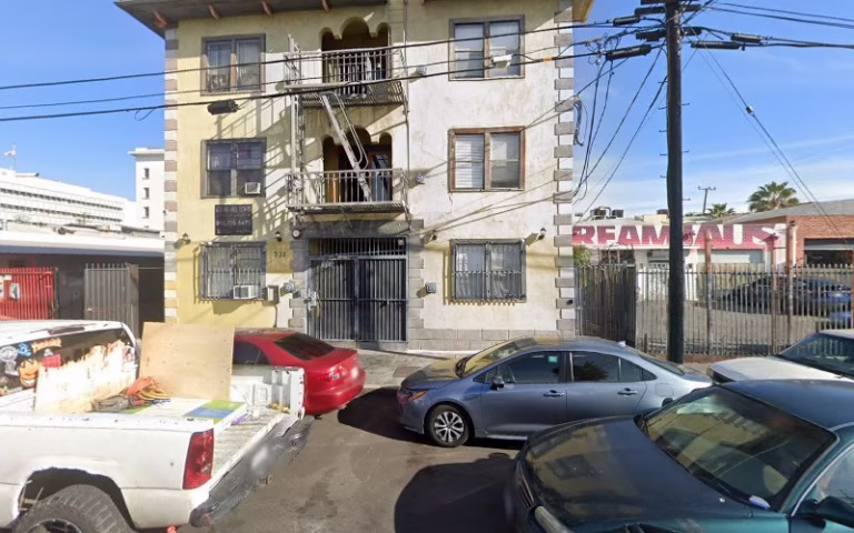 254790 apex roofing los angeles 768x480