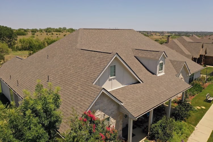 256001 m d roofing and construction llc