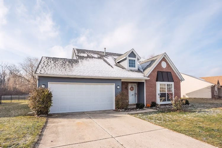 256388 indianapolis roofing contractors