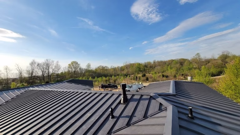 256401 er roofing and cleaning llc 768x432