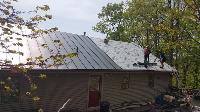 256948 reyes roofing