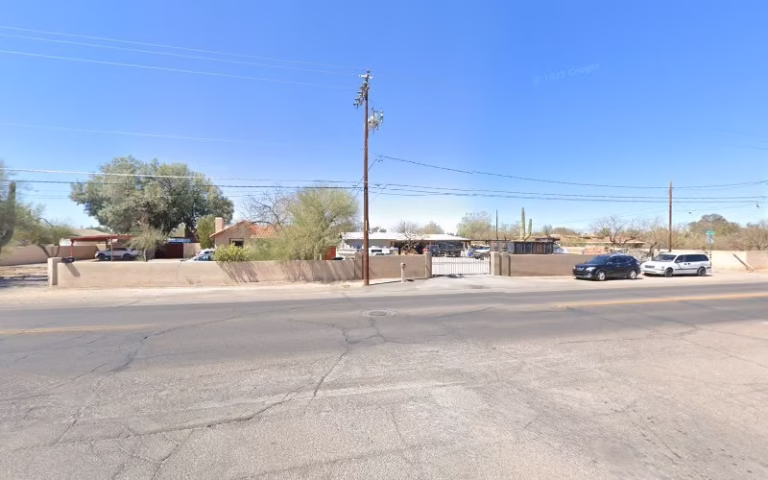 257955 lomeli roofing company 768x480