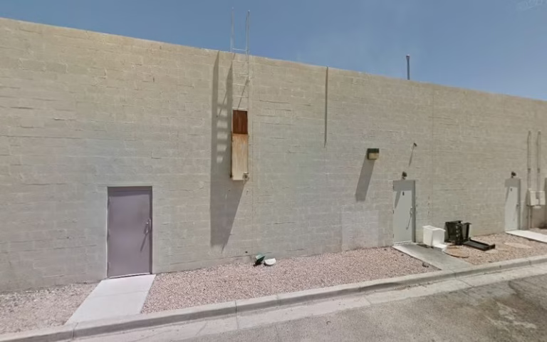 258139 slender sons roofing 768x480