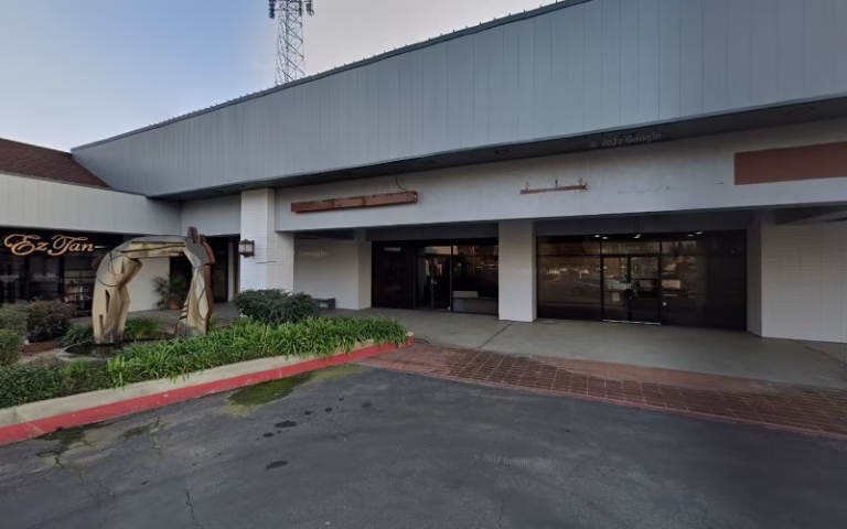 259282 hampton place interiors 768x480