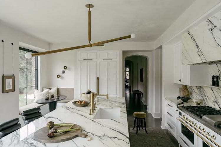 259398 studio thomas