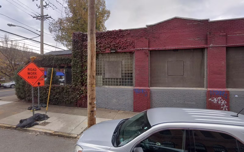 260073 design trade mkt 1