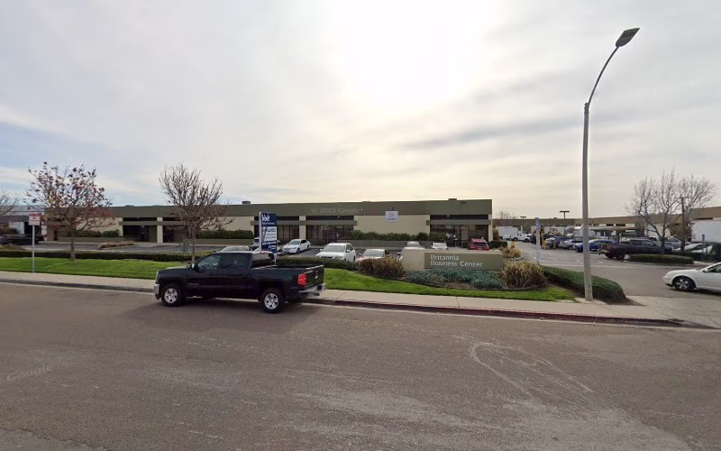 260574 business interiors technology 1